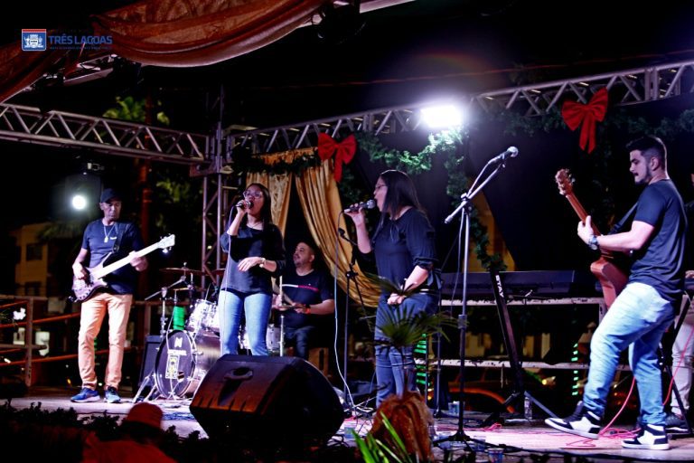 SERENATA DE NATAL –  Espetáculo de dança e muita música com shows do quarteto musical e projeto municipal são as atrações desta quarta-feira (21)