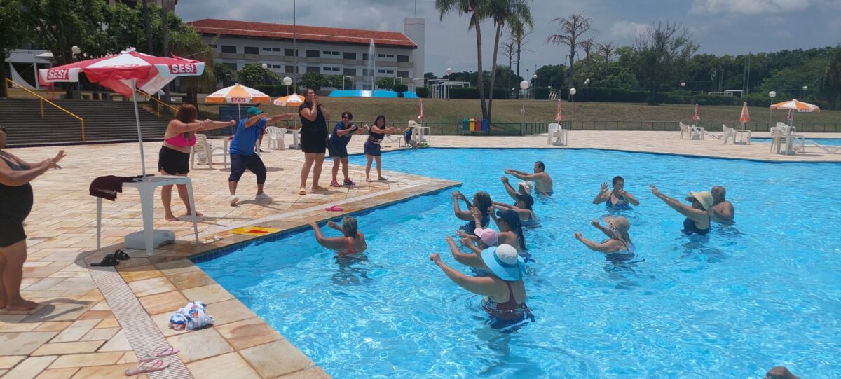 <strong><br>Idosos de Bataguassu participam de passeio ao Complexo de Lazer do Sesi em Epitácio</strong>