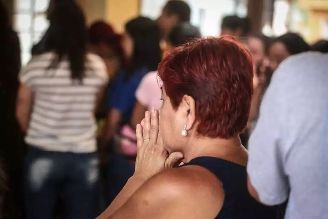 No velório de "Estrelinha", lembrança é do sorriso e pedido de presente de Natal