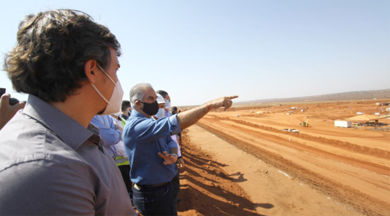 Com mais de R$ 300 milhões de investimentos estaduais, Ribas do Rio Pardo vira terra de oportunidades Com mais de R$ 300 milhões de investimentos estaduais, Ribas do Rio Pardo vira terra de oportunidades