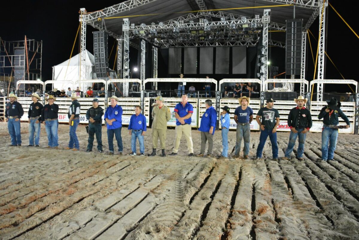 Com sucessos, Luan Pereira abre grade de shows do 1º Bata Fest Rodeio Com sucessos, Luan Pereira abre grade de shows do 1º Bata Fest Rodeio