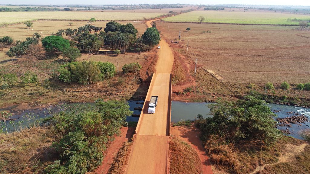 Com entrega de moradias e obras de infraestrutura, o governo já investiu R$ 140 milhões em Paranaíba Com entrega de moradias e obras de infraestrutura, o governo já investiu R$ 140 milhões em Paranaíba