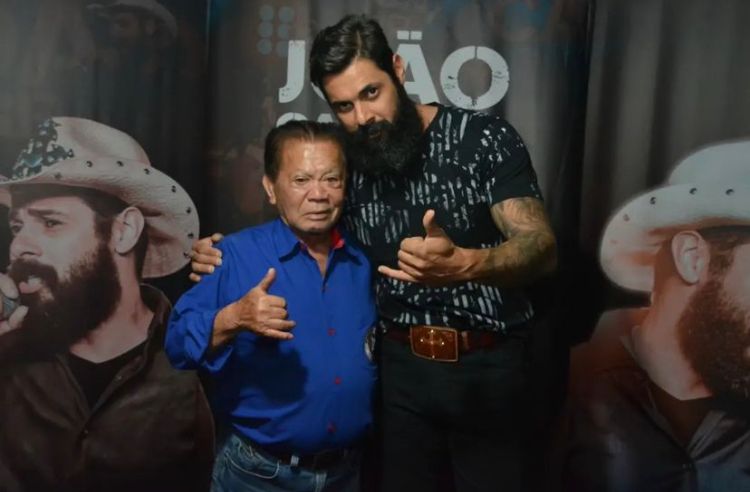 <strong>Bata Fest Rodeio supera expectativa de público em Bataguassu; Evento contou com atrações gratuitas</strong> <strong>Bata Fest Rodeio supera expectativa de público em Bataguassu; Evento contou com atrações gratuitas</strong>