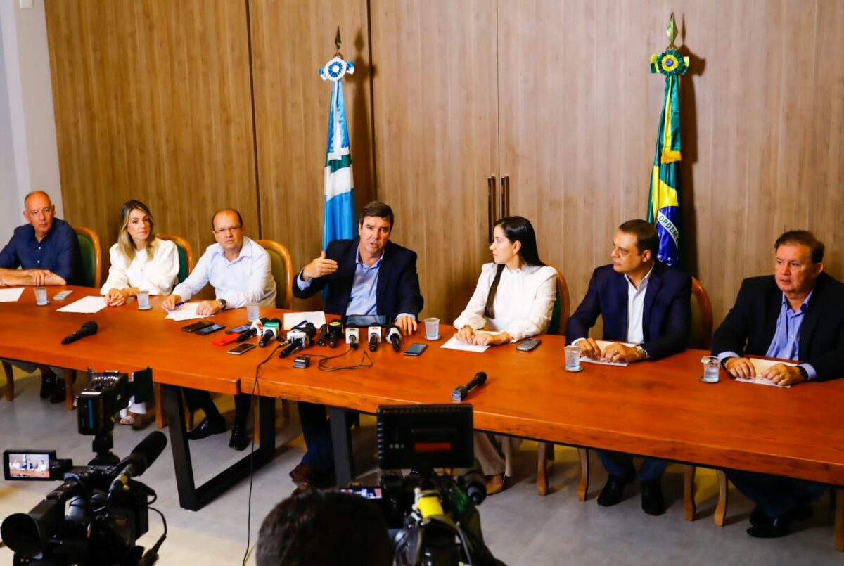 Governador eleito destacou objetivos das pastas e apresentou futuros secretários Governador eleito destacou objetivos das pastas e apresentou futuros secretários