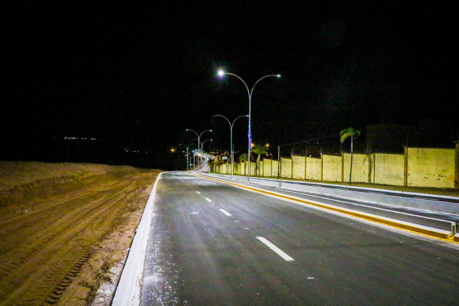 Prefeito Guerreiro entrega obra de duplicação e melhorias da Avenida de acesso ao Balneário Municipal Prefeito Guerreiro entrega obra de duplicação e melhorias da Avenida de acesso ao Balneário Municipal