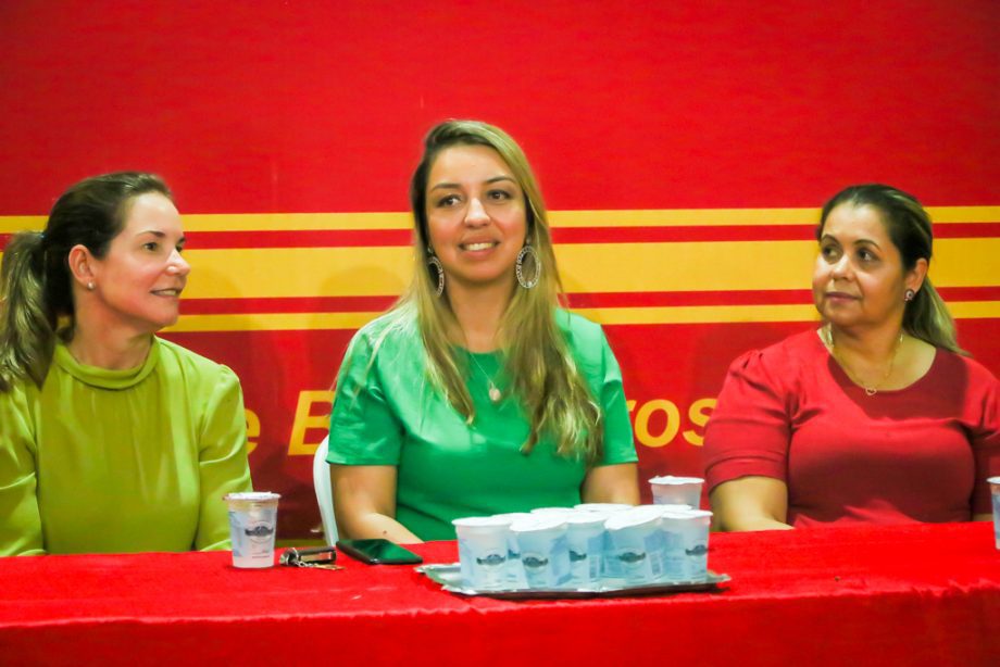 SMAS realiza graduação dos jovens SCFV Bombeiros do Amanhã SMAS realiza graduação dos jovens SCFV Bombeiros do Amanhã