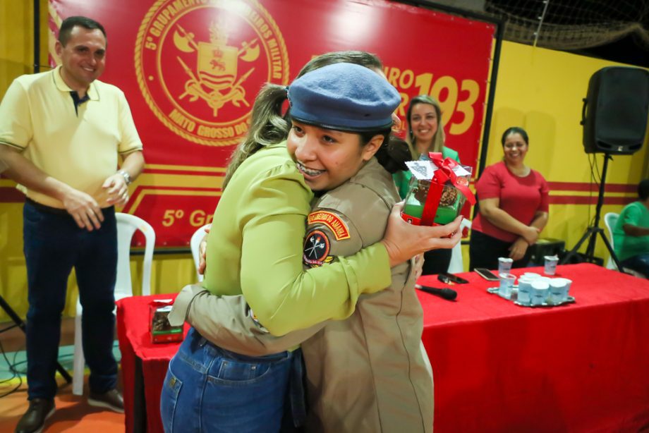 SMAS realiza graduação dos jovens SCFV Bombeiros do Amanhã SMAS realiza graduação dos jovens SCFV Bombeiros do Amanhã