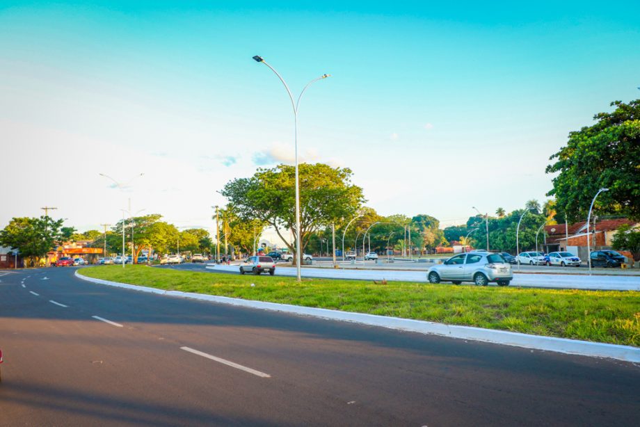 Guerreiro entrega nova alça de acesso da Av. Rosário Congro e 1ª etapa da pavimentação da Av. Custódio Andries Guerreiro entrega nova alça de acesso da Av. Rosário Congro e 1ª etapa da pavimentação da Av. Custódio Andries