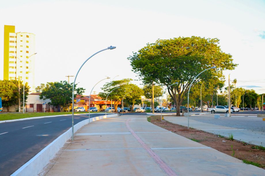 Guerreiro entrega nova alça de acesso da Av. Rosário Congro e 1ª etapa da pavimentação da Av. Custódio Andries Guerreiro entrega nova alça de acesso da Av. Rosário Congro e 1ª etapa da pavimentação da Av. Custódio Andries