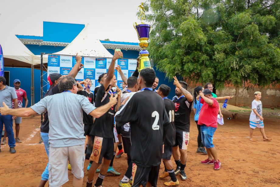 Título inédito – “Flamenguinho” conquista taça da 3º Copa das Comunidades Título inédito – “Flamenguinho” conquista taça da 3º Copa das Comunidades