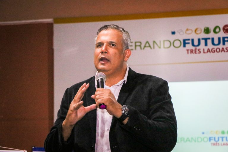 Em alusão à Campanha “16 dias de Ativismo pelo Fim da Violência Contra as Mulheres”, SMAS realiza roda de conversa com homens do Missão Salesiana