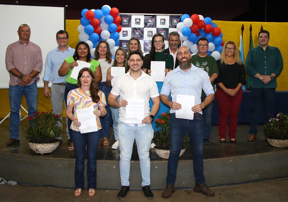 SEMAD promove primeira posse de 2023 e empossa 165 novos servidores