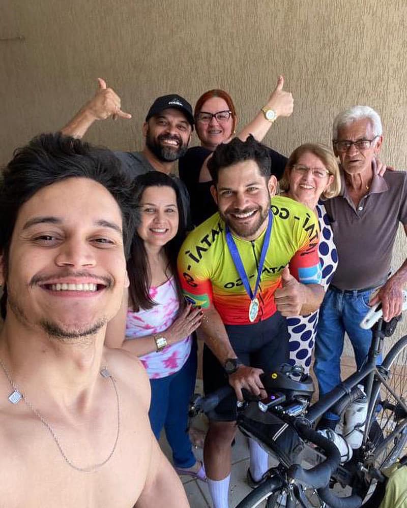 Ciclista viaja 1.100 km de bike e elogia Rota da Celulose: ‘Trecho mais cheiroso da viagem’