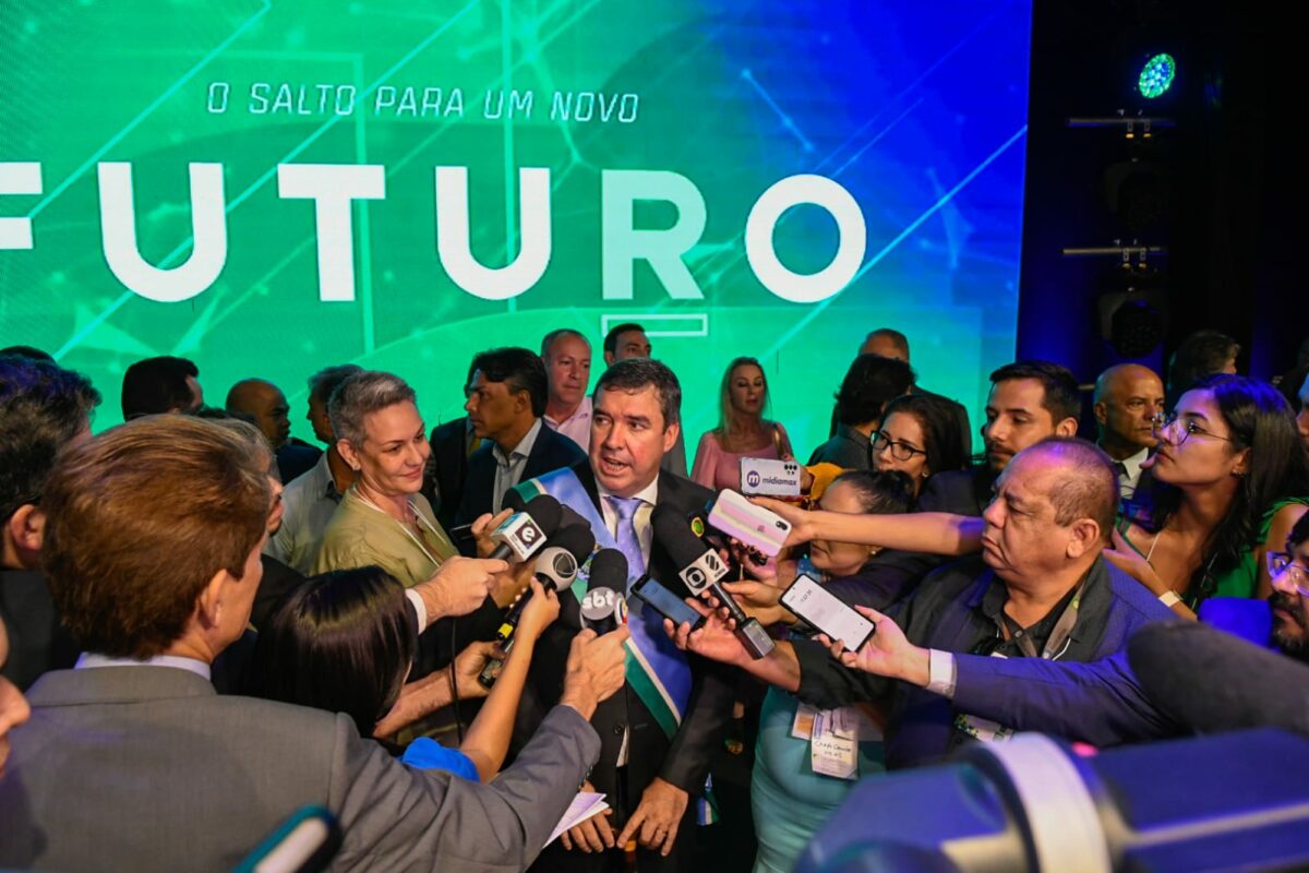 <em>Gestão Riedel: Cerimônia de posse dos secretários teve inovação e novo olhar para a história de MS</em>