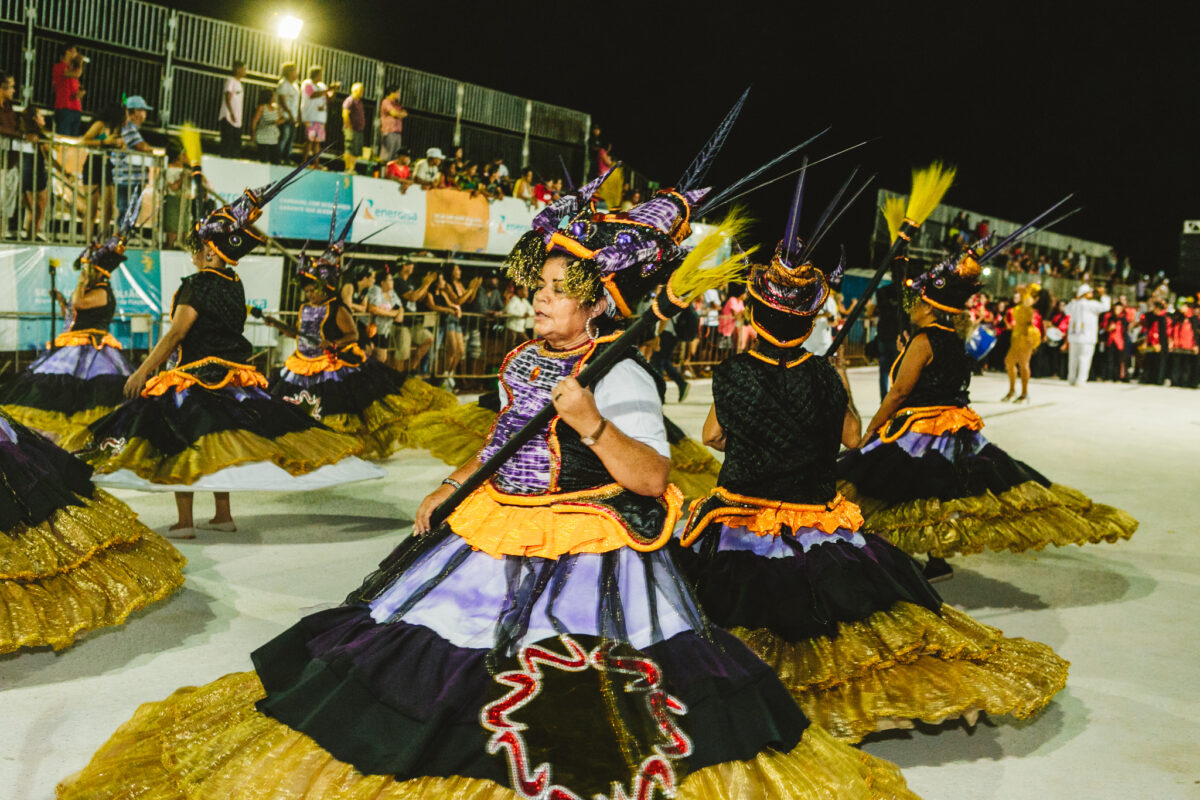 O Samba pede passagem e a Fundação de Cultura investe 1.6MI no carnaval do Estado O Samba pede passagem e a Fundação de Cultura investe 1.6MI no carnaval do Estado