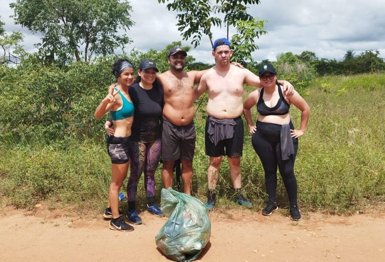 Morre Tamanduá Bandeira resgatado após ficar preso em armadilha na Cascalheira