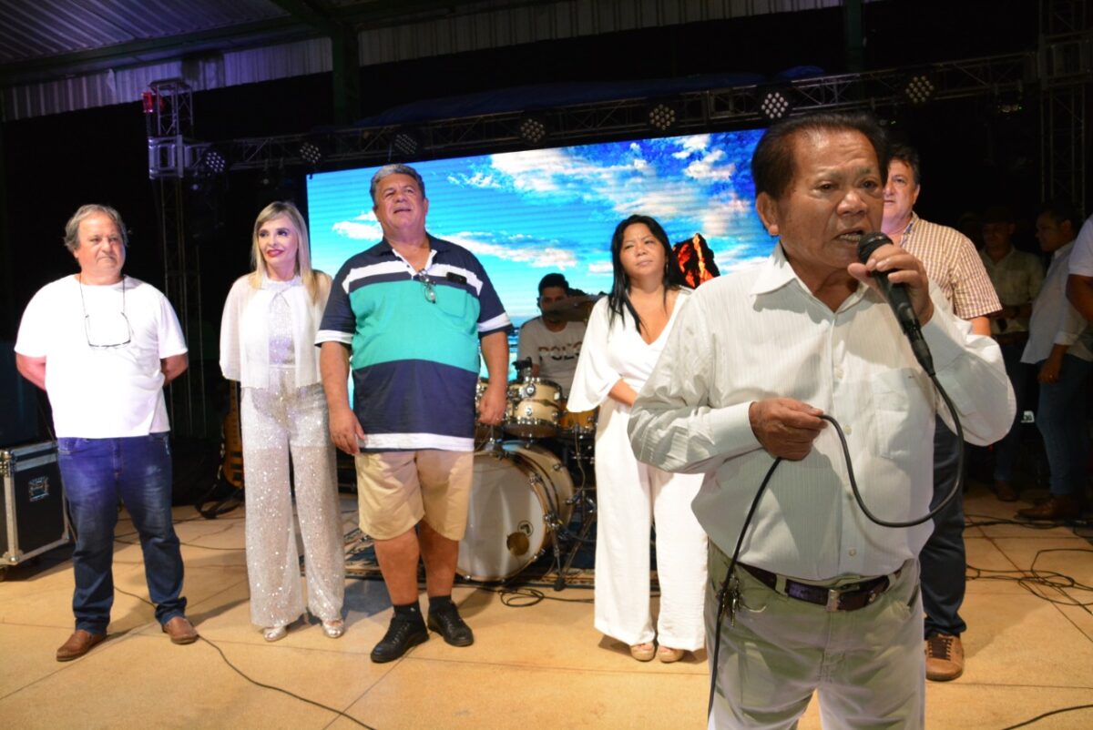 <strong>Réveillon 2023 reúne milhares de pessoas em Bataguassu e no Distrito de Nova Porto XV</strong>