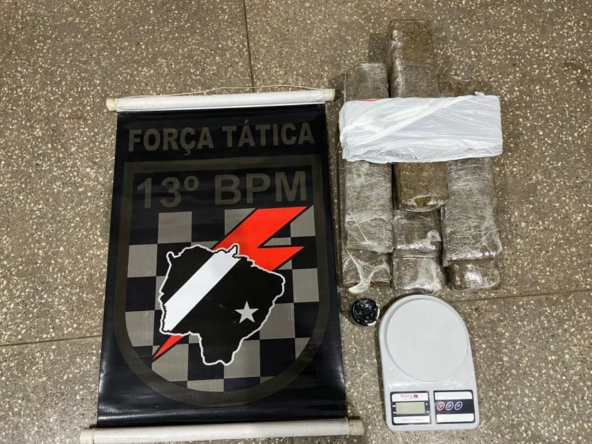 Mais um traficante de drogas é preso pela Polícia Militar em Paranaíba Mais um traficante de drogas é preso pela Polícia Militar em Paranaíba