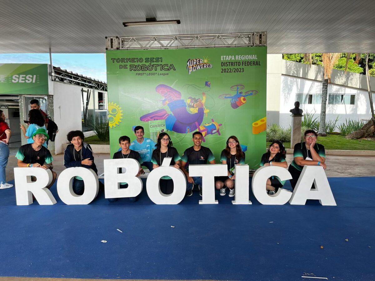 <a><strong>Equipe da Escola Sesi de Três Lagoas conquista troféu na seletiva de robótica no DF</strong></a> <a><strong>Equipe da Escola Sesi de Três Lagoas conquista troféu na seletiva de robótica no DF</strong></a>