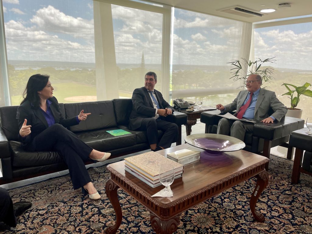 Riedel e Alckmin discutem industrialização e ações para fortalecer economia de MS Riedel e Alckmin discutem industrialização e ações para fortalecer economia de MS