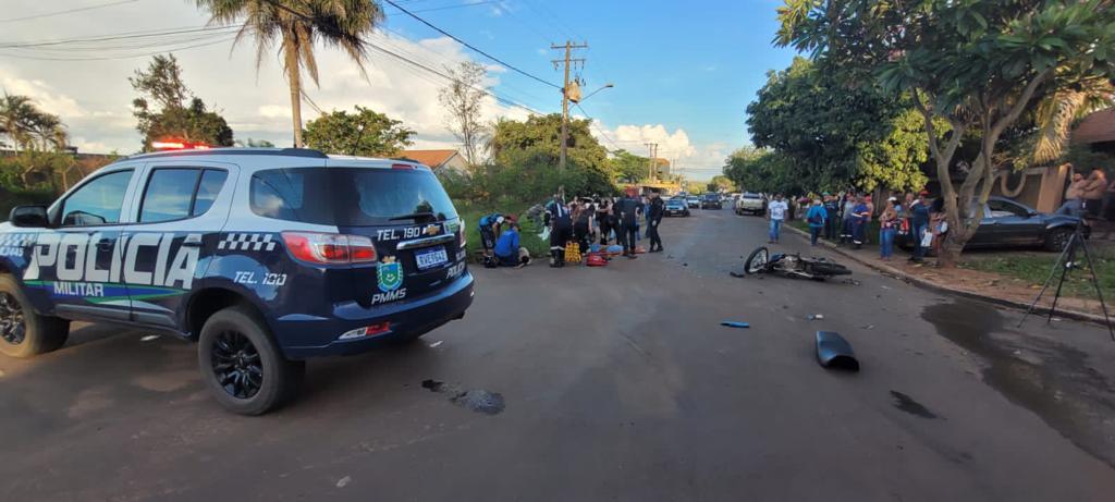 Em Ribas, jovens fogem de abordagem policial e causam grave acidente de trânsito Em Ribas, jovens fogem de abordagem policial e causam grave acidente de trânsito
