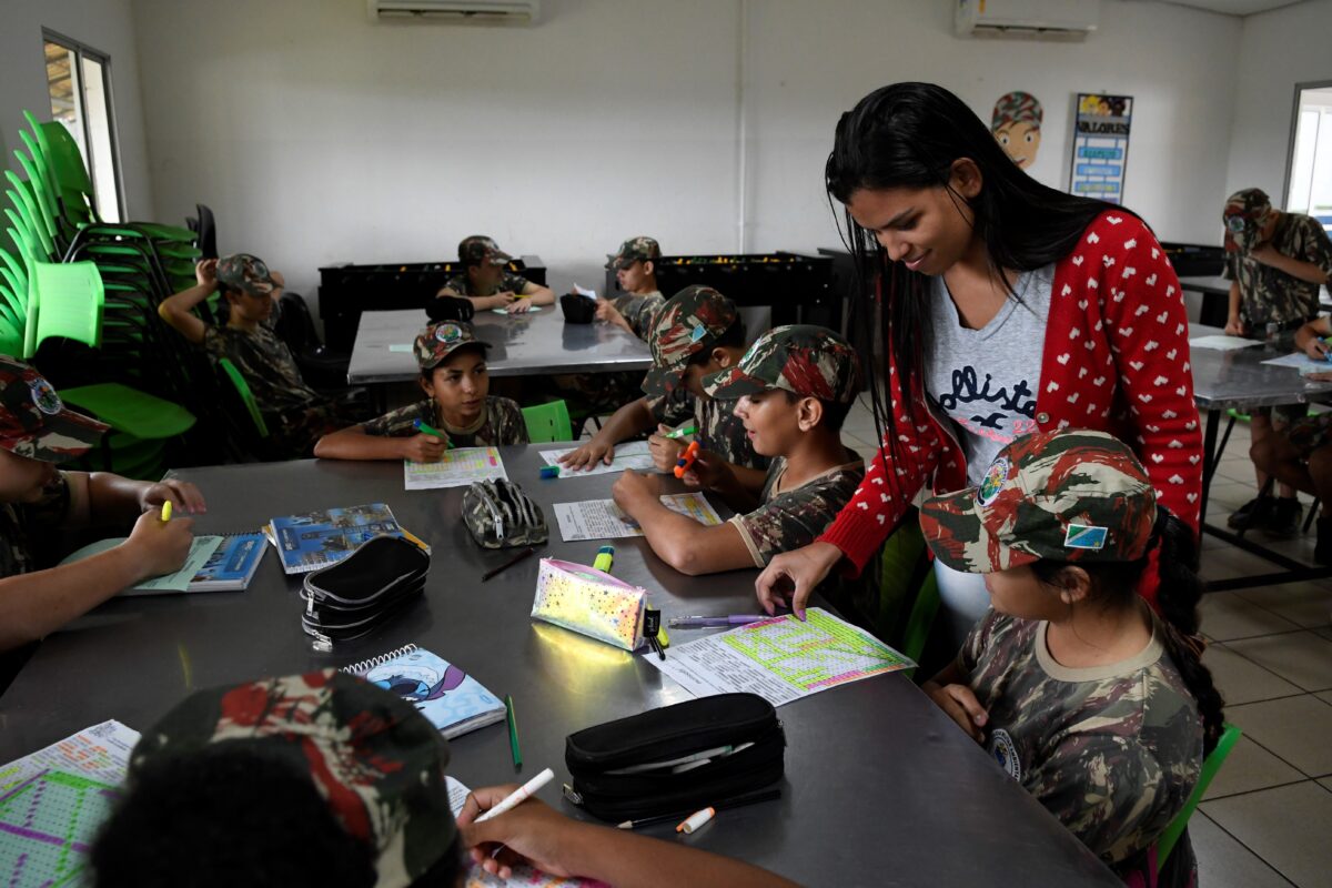 Com foco na educação ambiental, Projeto Florestinha auxilia alunos a entrar no mercado de trabalho Com foco na educação ambiental, Projeto Florestinha auxilia alunos a entrar no mercado de trabalho