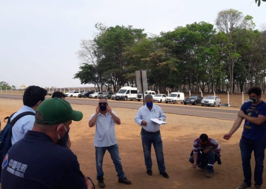 Três Lagoas: Justiça reconhece condutas chinesas como assédio e discriminação contra trabalhadores na Usina Jupiá Três Lagoas: Justiça reconhece condutas chinesas como assédio e discriminação contra trabalhadores na Usina Jupiá