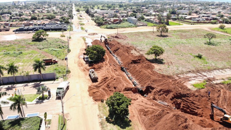 Obra de drenagem da Avenida Jary Mercante volta ao cronograma após chuva dar trégua, veja como está Obra de drenagem da Avenida Jary Mercante volta ao cronograma após chuva dar trégua, veja como está