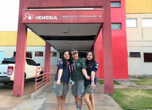 Doação de sangue é transformada em campanha por mãe e filhas gêmeas, que já precisaram do Hemosul Doação de sangue é transformada em campanha por mãe e filhas gêmeas, que já precisaram do Hemosul