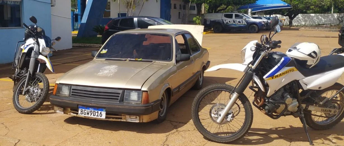 Polícia Militar apreende veículo adulterado em Três Lagoas Polícia Militar apreende veículo adulterado em Três Lagoas