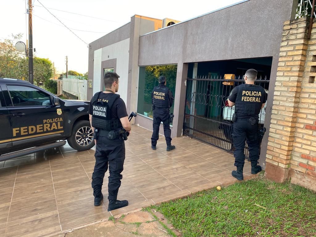 Polícia Federal deflagra Operação Bárbaros em Mato Grosso do Sul Polícia Federal deflagra Operação Bárbaros em Mato Grosso do Sul