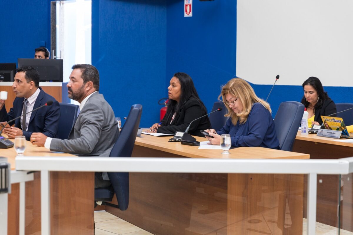 Vereadores aprovam reposição salarial dos servidores municipais em Três Lagoas Vereadores aprovam reposição salarial dos servidores municipais em Três Lagoas