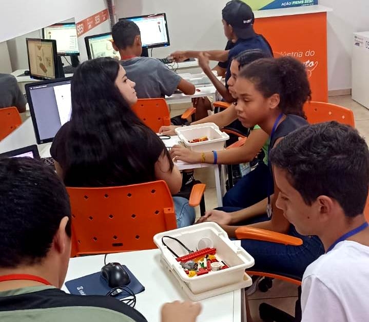 <strong>Biblioteca do Sesi de Brasilândia tem vagas abertas de manhã para o Projeto de Robótica</strong>