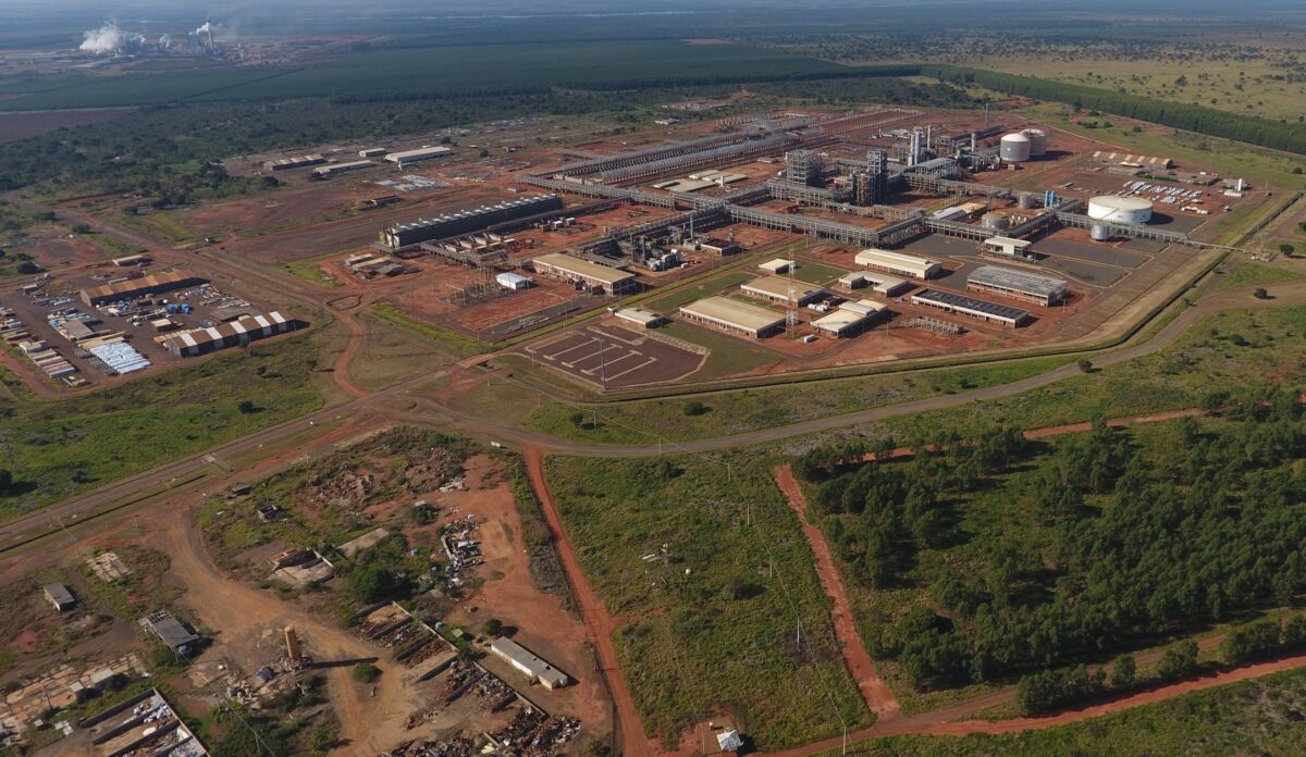 Governador de MS vem realizando reuniões com ministros para retomar obras da UFN3, em Três Lagoas