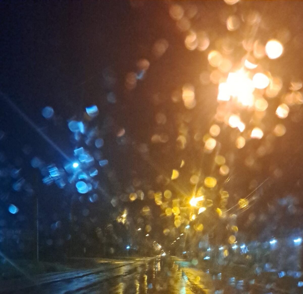 Avanço de frente fria favorece acumulados de chuvas significativos durante a sexta-feira em MS Avanço de frente fria favorece acumulados de chuvas significativos durante a sexta-feira em MS