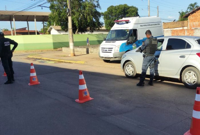 Polícia Militar realiza 'Operação Blitz' no Jupiá em Três Lagoas Polícia Militar realiza 'Operação Blitz' no Jupiá em Três Lagoas