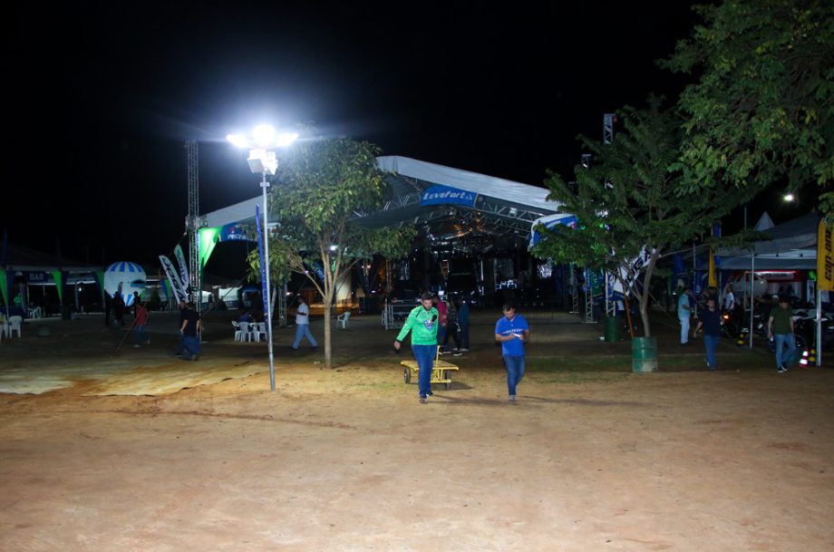 Cerca de 10 mil pessoas prestigiaram o 1º dia do Torneio de Pesca Esportiva de TL, confira a programação Cerca de 10 mil pessoas prestigiaram o 1º dia do Torneio de Pesca Esportiva de TL, confira a programação