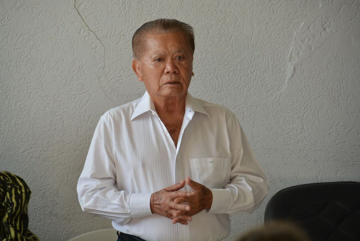 Prefeito de Bataguassu promove reunião de trabalho com servidores municipais Prefeito de Bataguassu promove reunião de trabalho com servidores municipais