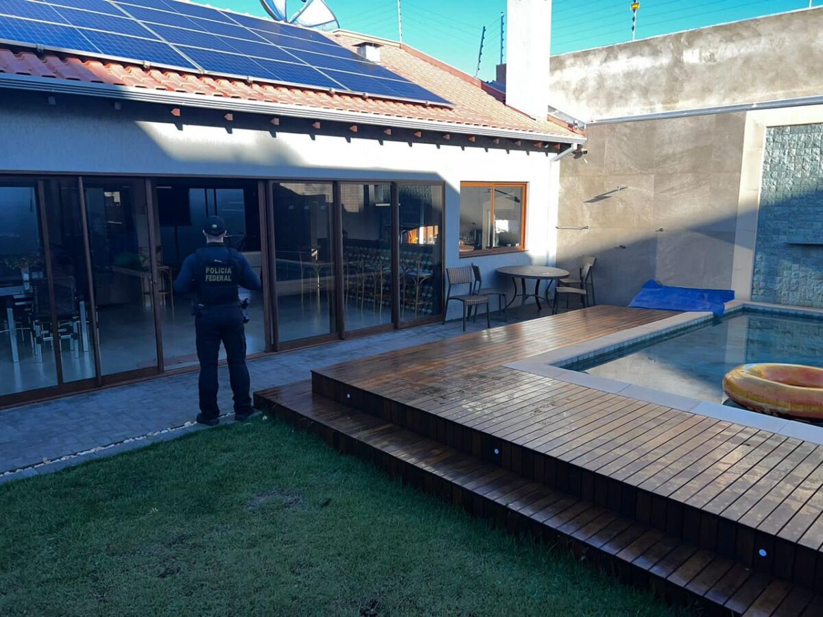 Polícia Federal deflagra Operação Policial contra Lavagem de Capitais em Mato Grosso do Sul Polícia Federal deflagra Operação Policial contra Lavagem de Capitais em Mato Grosso do Sul