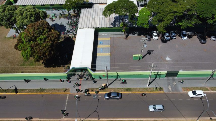 Polícia Militar intensifica Policiamento em Escolas de Três Lagoas Polícia Militar intensifica Policiamento em Escolas de Três Lagoas