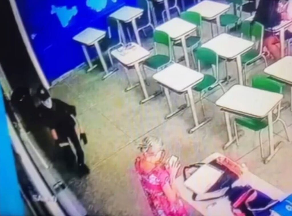 VIOLÊNCIA NAS ESCOLAS: “Além do reforço policial, é preciso prevenir traumas e violência familiar”, diz Coronel David VIOLÊNCIA NAS ESCOLAS: “Além do reforço policial, é preciso prevenir traumas e violência familiar”, diz Coronel David