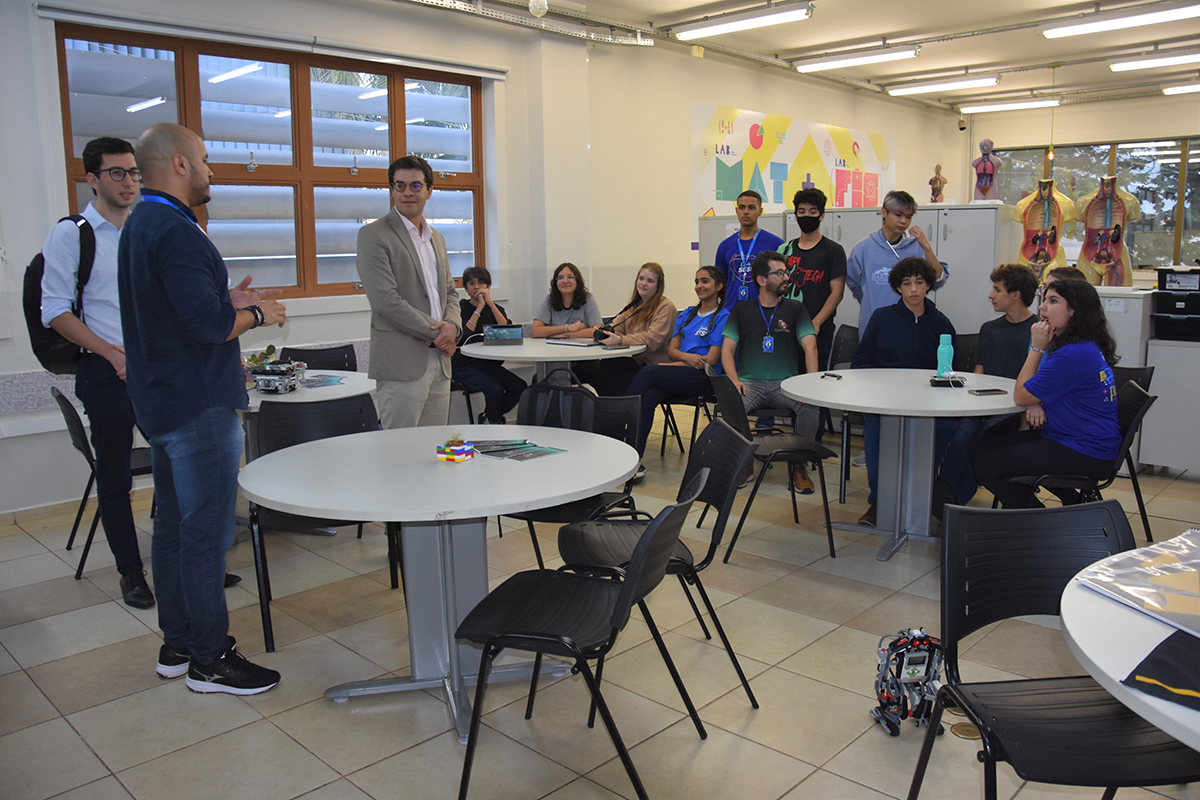 Arauco Celulose conhece modelo pedagógico da Escola Sesi