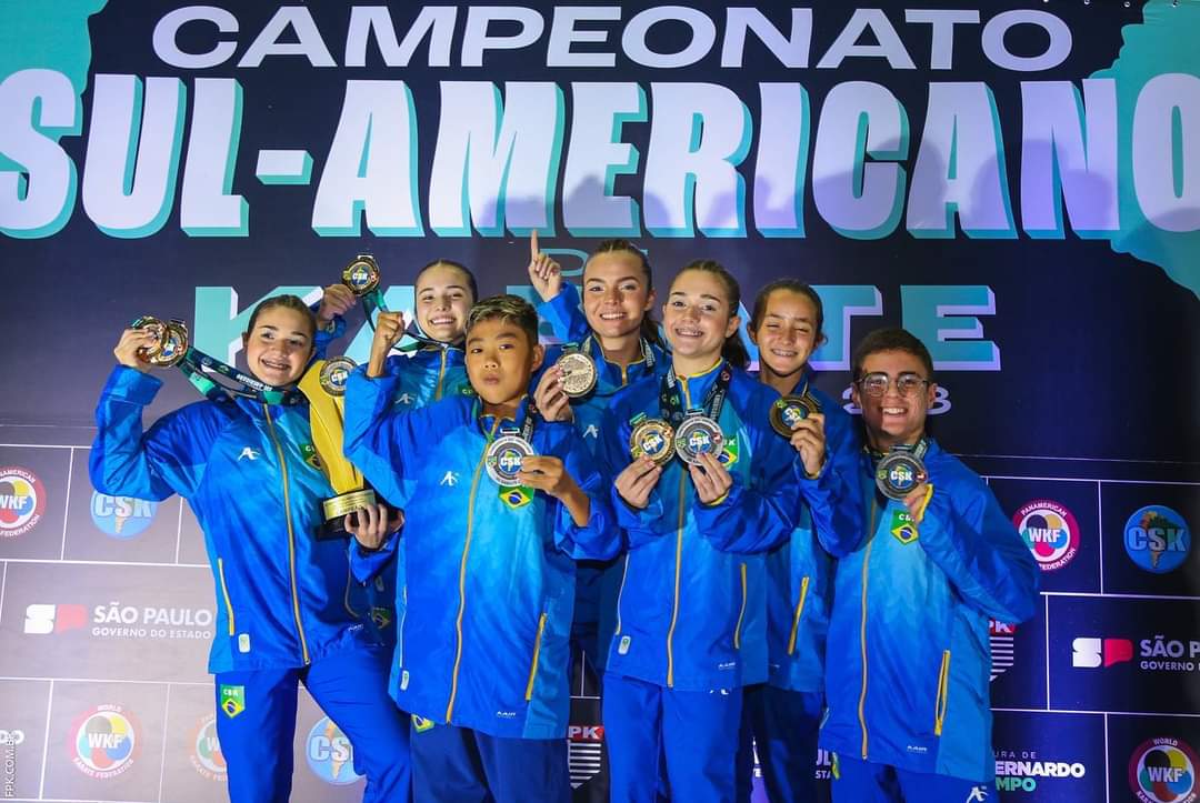<strong>Três-lagoense Thomaz Kobayashi é vice-campeão sul-americano de Karatê e se classifica para o Pan-americano no Chile</strong> <strong>Três-lagoense Thomaz Kobayashi é vice-campeão sul-americano de Karatê e se classifica para o Pan-americano no Chile</strong>