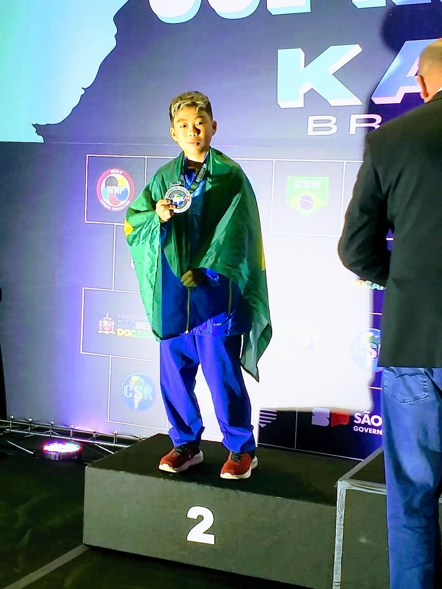 <strong>Três-lagoense Thomaz Kobayashi é vice-campeão sul-americano de Karatê e se classifica para o Pan-americano no Chile</strong> <strong>Três-lagoense Thomaz Kobayashi é vice-campeão sul-americano de Karatê e se classifica para o Pan-americano no Chile</strong>
