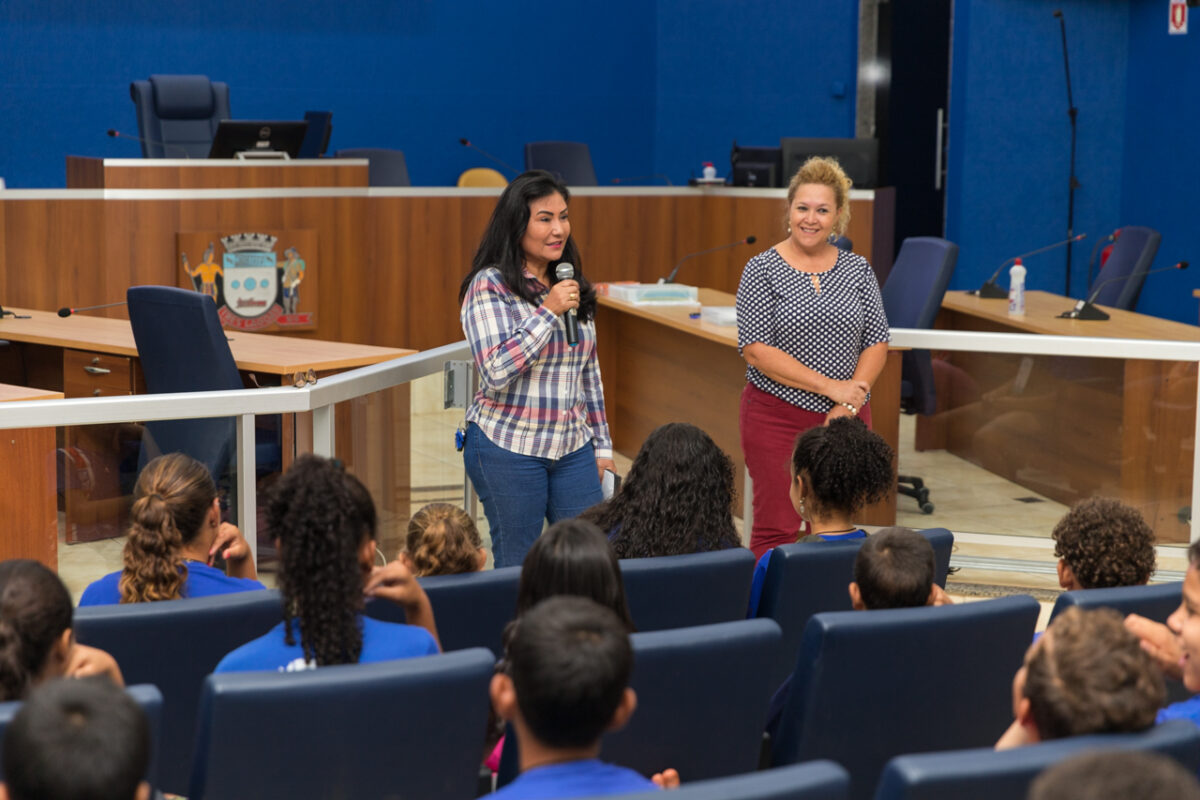 <strong>Escola do Legislativo retoma visita guiada nesta sexta</strong> <strong>Escola do Legislativo retoma visita guiada nesta sexta</strong>