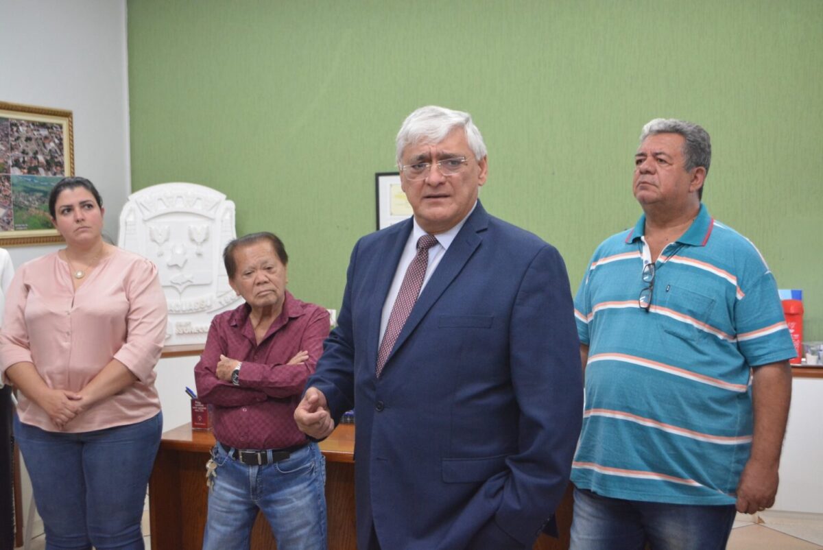 Superintendência do Meio Ambiente e MP premiam estudantes destaques no Projeto Piracema Superintendência do Meio Ambiente e MP premiam estudantes destaques no Projeto Piracema