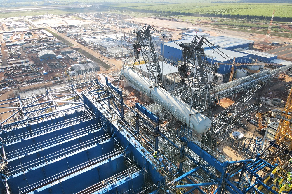 Suzano conclui montagem da estrutura metálica da Caldeira de Recuperação, peça-chave da nova fábrica em Ribas do Rio Pardo Suzano conclui montagem da estrutura metálica da Caldeira de Recuperação, peça-chave da nova fábrica em Ribas do Rio Pardo