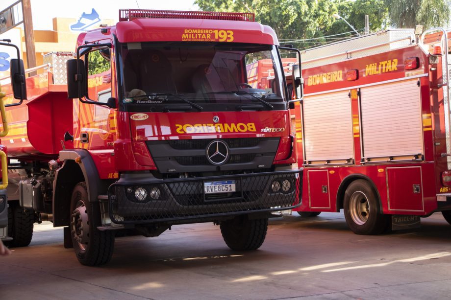 Bombeiros apresenta novas viaturas de combate a incêndios e reforça sobre comunicação de denúncias Bombeiros apresenta novas viaturas de combate a incêndios e reforça sobre comunicação de denúncias