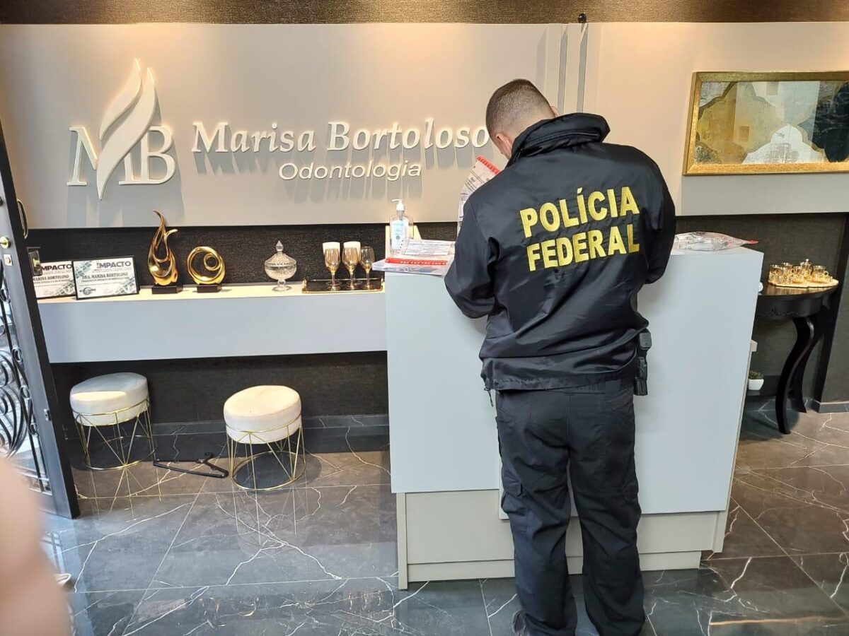 PF deflagra operação em combate à importação de medicamentos de procedência ignorada PF deflagra operação em combate à importação de medicamentos de procedência ignorada
