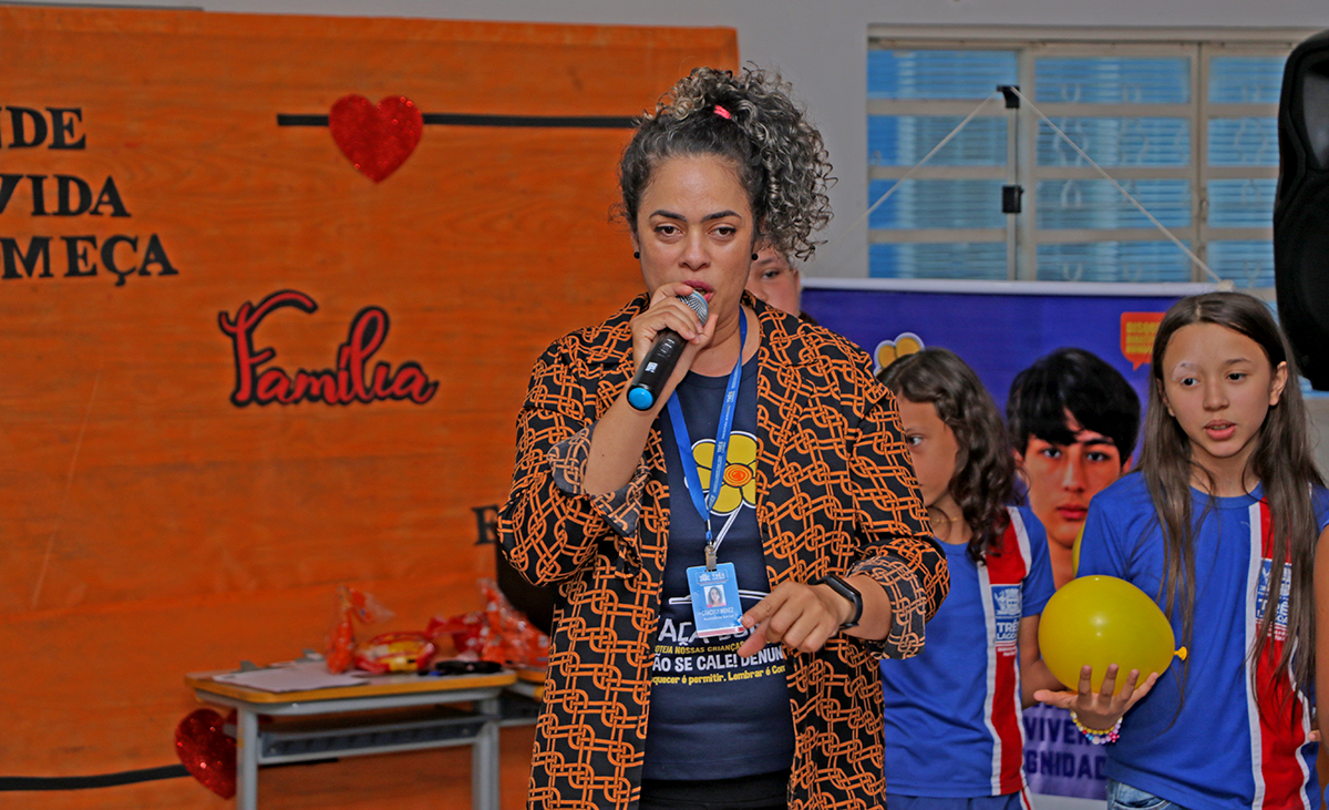 Equipe do CREAS leva palestra sobre combate ao abuso e exploração sexual de crianças e adolescentes aos alunos da E.M General Nelson